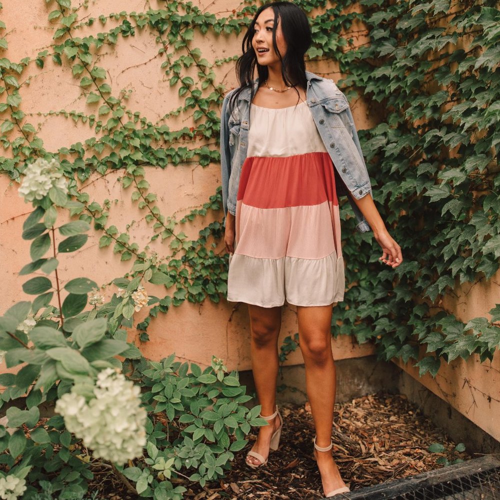 SALE || Color Block Ruffles Midi Dress In Pink - Picture 4 of 12